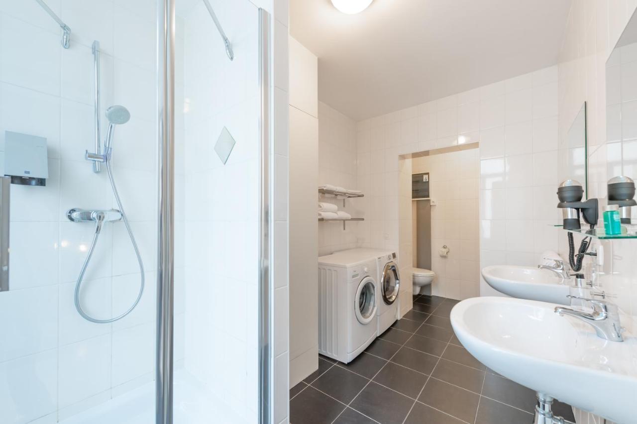 Hotel Docklands Antwerpen Eksteriør billede