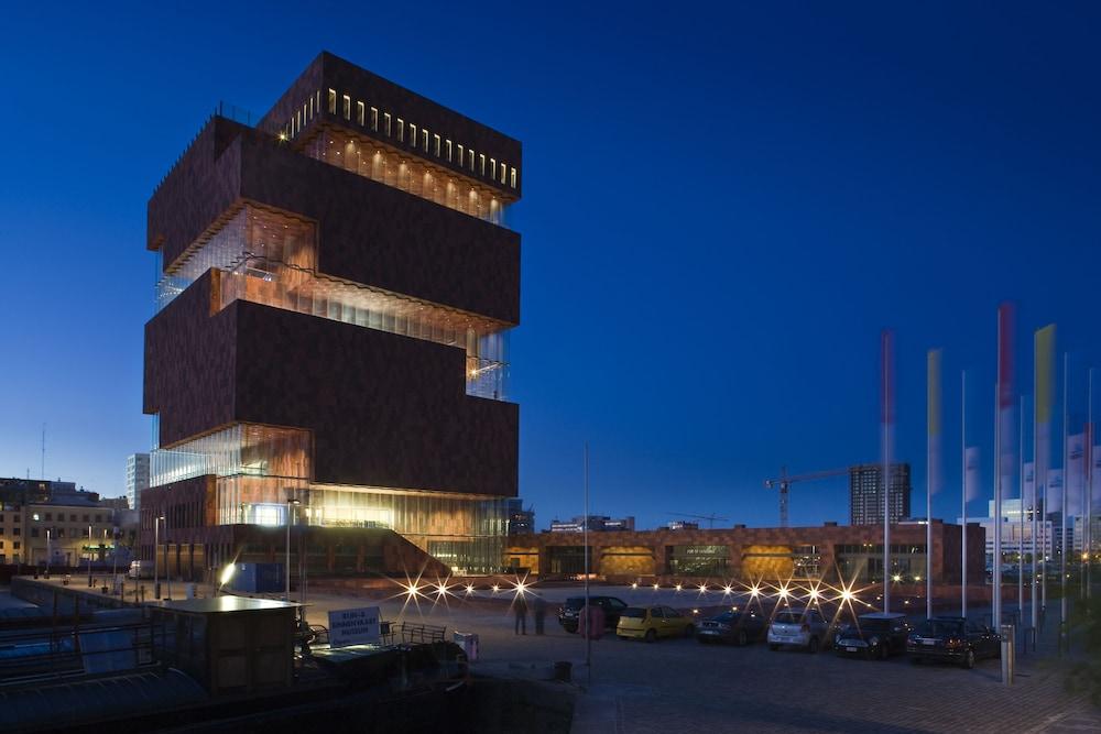 Hotel Docklands Antwerpen Eksteriør billede