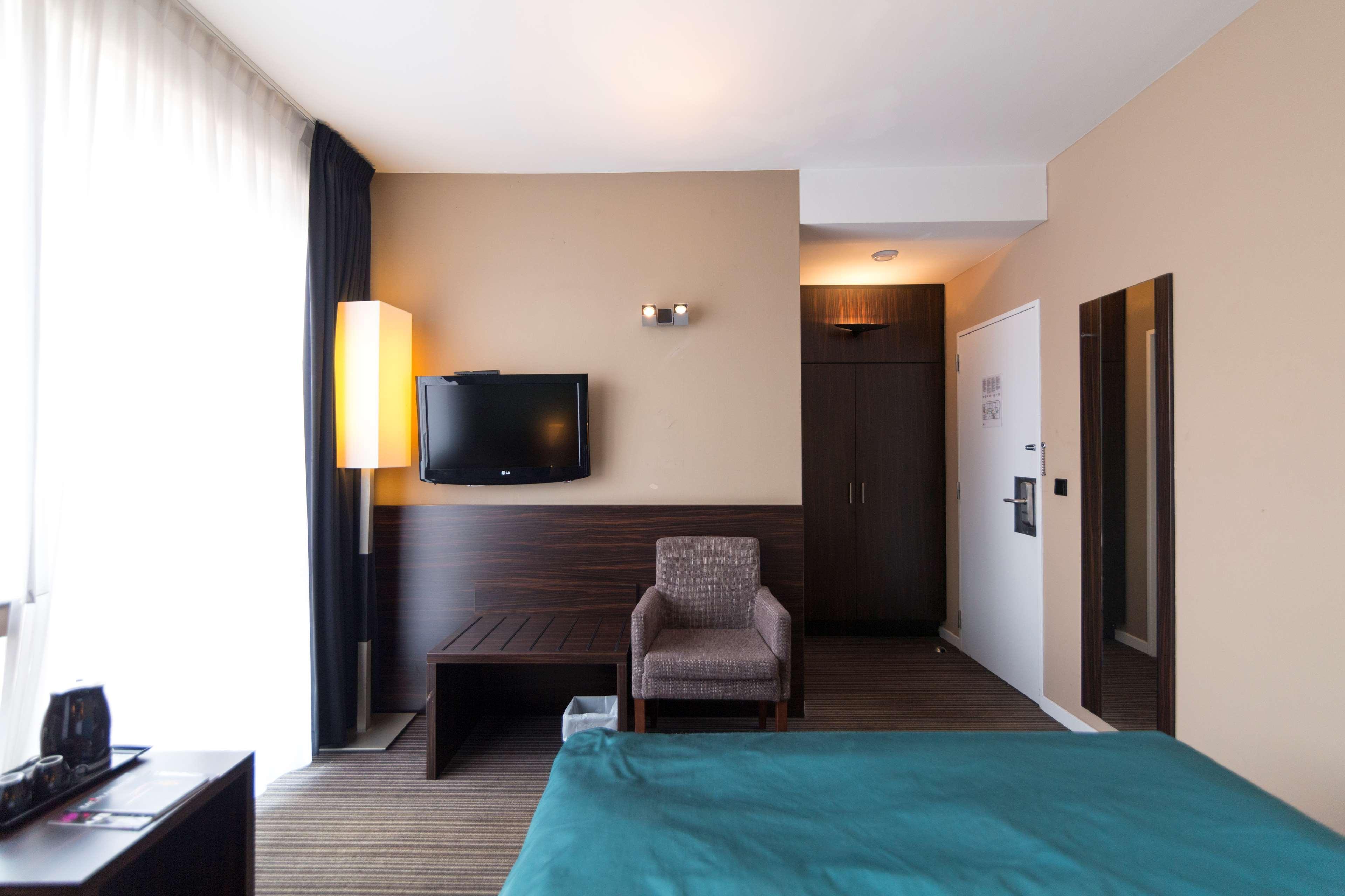 Hotel Docklands Antwerpen Eksteriør billede