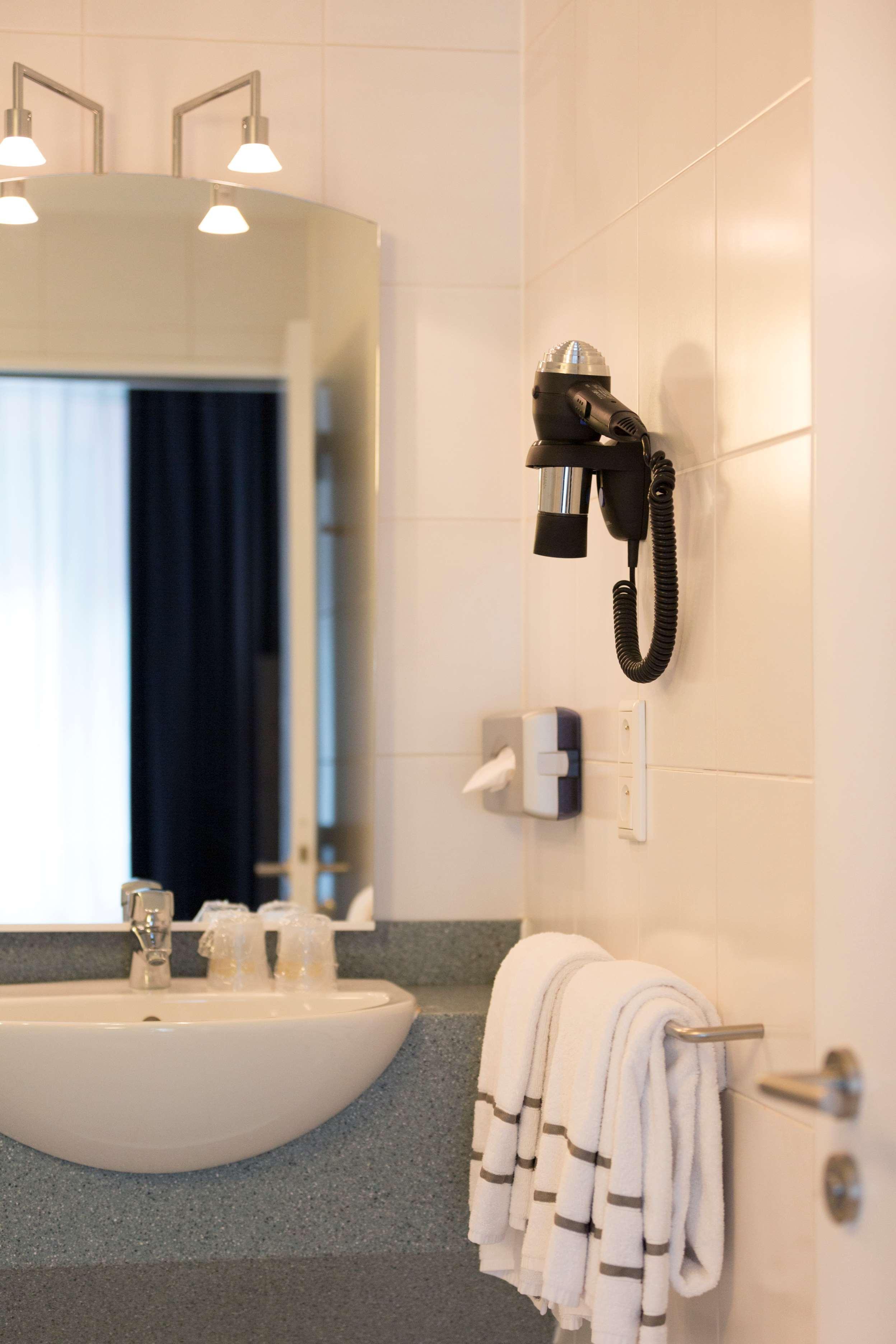 Hotel Docklands Antwerpen Eksteriør billede